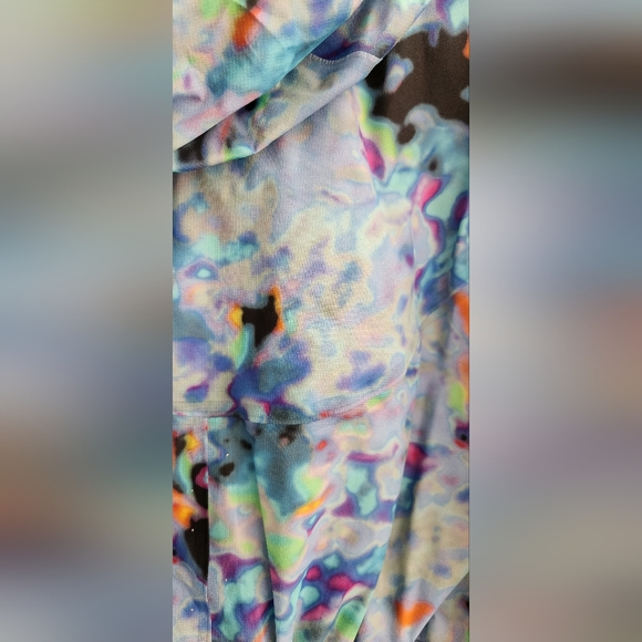 Lululemon Seawheeze Rain Chaser Jacket, size 4 - Picture 6 of 14